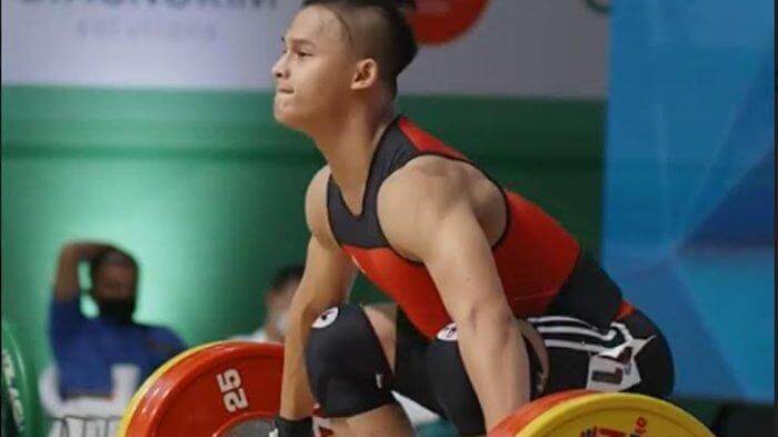Rizki Juniansyah Tampil Memukau di Angkat Besi olimpiade 2024